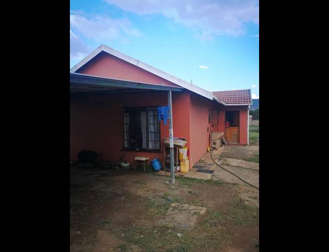 3 BEDROOM FREEHOLD SOLD IN MPOPHOMENI
